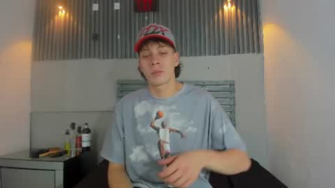 thomas_woolf online show from July 27, 8:17 pm