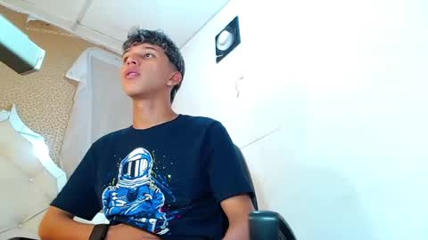 thorlatinsex online show from December 30, 8:15 pm