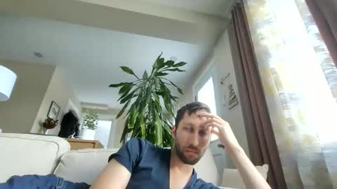 throwawayafteruse20202 online show from December 1, 6:50 pm