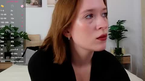 Tia online show from July 20, 1:24 pm