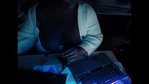 Tierra Henri online show from October 27, 3:45 pm