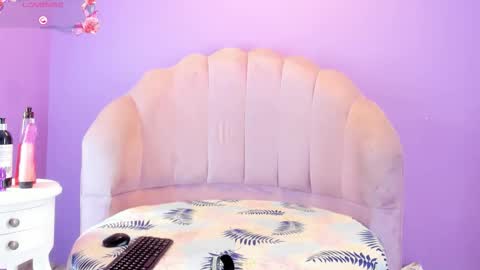 Tifani brown online show from March 6, 3:22 pm