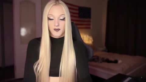 Amira online show from January 11, 10:32 am