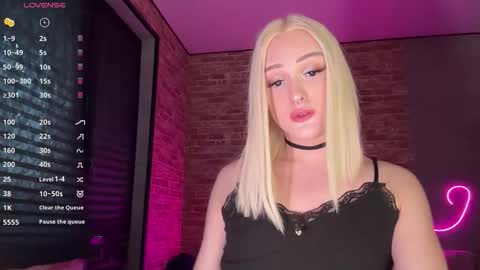 Amira online show from February 8, 1:25 pm