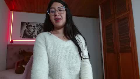 Tifanny online show from November 29, 7:27 am