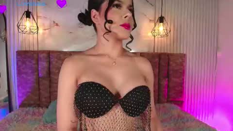 tiffany_johnson111 online show from July 24, 7:11 pm