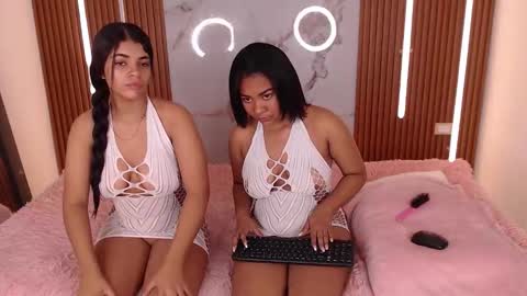 STEFANNY WELL online show from October 22, 3:21 am