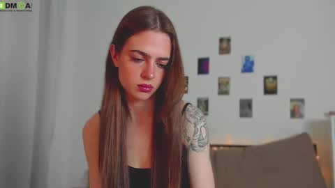 tiffany online show from March 25, 11:22 pm