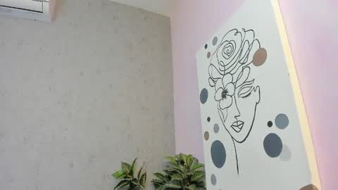 tiffany_mendez online show from April 21, 12:01 pm