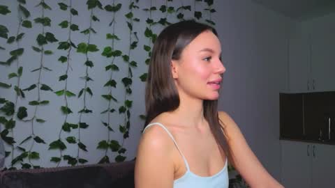 Tiffany online show from April 6, 3:24 pm