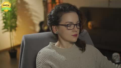 tiffanyriox online show from November 28, 2:08 am