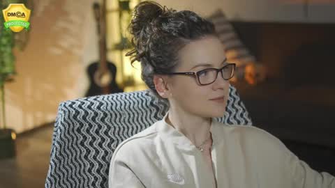 tiffanyriox online show from April 20, 11:52 pm