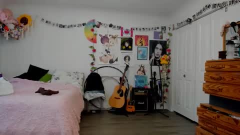   All my Links online show from September 15, 7:37 pm