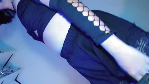 tight_elliana online show from February 18, 10:42 pm