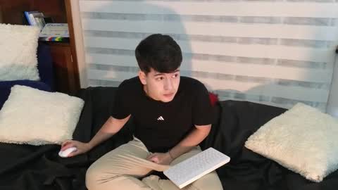 Camilo online show from March 15, 3:22 am