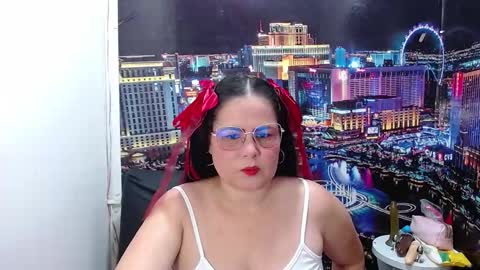 Tila online show from March 15, 6:00 pm