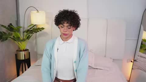 timmyshy online show from November 25, 3:49 am