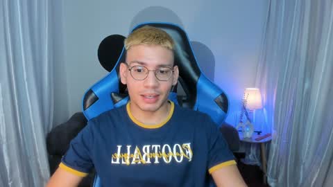 timi  jones online show from December 27, 11:17 am