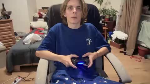 Wizard online show from July 25, 8:29 pm