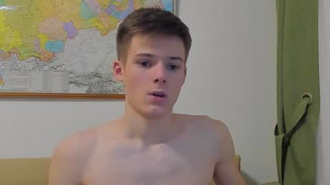 Snapshot of timytwinkboy chatting on January 21, 1:32 pm Tim online show from January 21, 1:32 pm