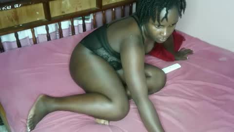 tin_love1 online show from February 17, 7:02 pm