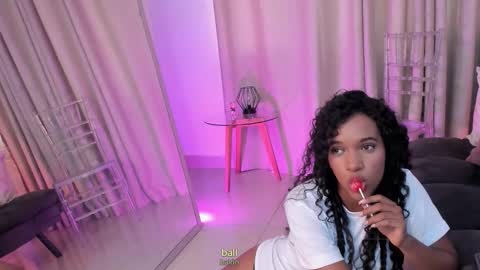 T I N A online show from February 6, 4:21 pm