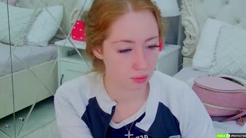 Tina online show from December 3, 3:40 am