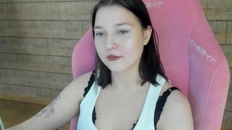 TinaBurton online show from January 10, 4:34 pm