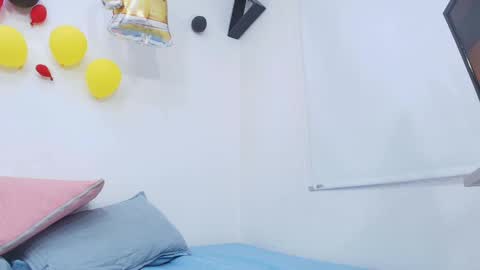 tinkerbell online show from October 9, 8:25 pm