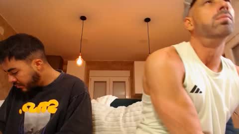 tinoclandestino online show from February 1, 10:01 am