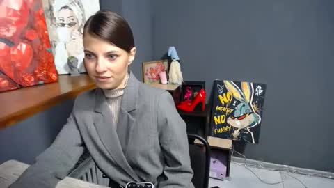 Snapshot of tiny_felicity chatting on October 22, 6:27 am Gloria online show from October 22, 6:27 am