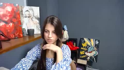 Snapshot of tiny_felicity chatting on September 19, 7:12 am Gloria online show from September 19, 7:12 am