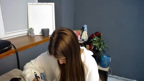 Snapshot of tiny_felicity chatting on February 28, 11:47 am Gloria online show from February 28, 11:47 am
