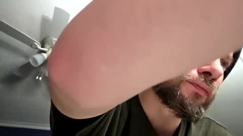 tinyguynicecock online show from April 7, 10:17 am