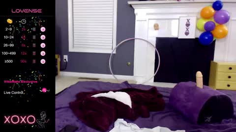 V - Read the bio please thanks. online show from March 10, 1:56 am