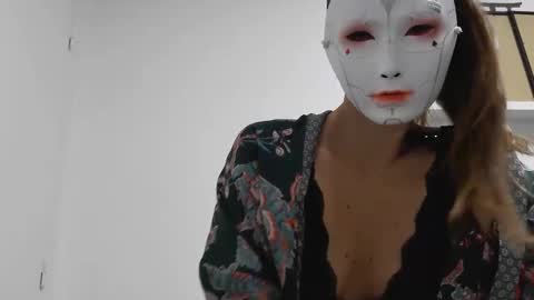 Tinks online show from October 13, 9:50 pm