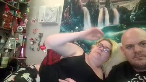 tipthekittenxo online show from March 7, 6:46 am