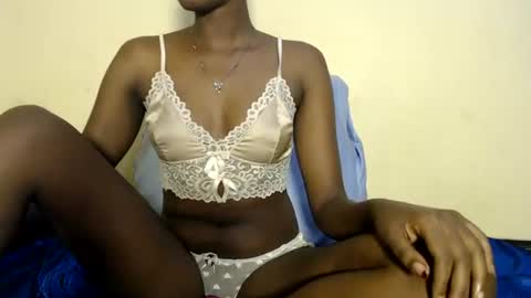 Amore online show from June 11, 9:46 pm