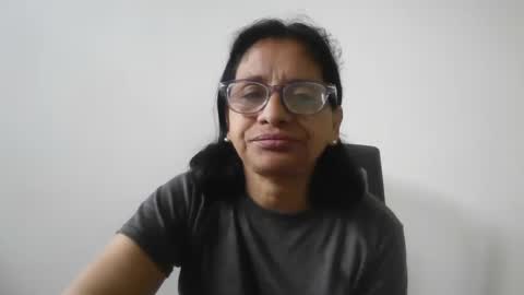 Ester online show from October 11, 3:59 pm