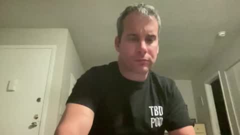 tleigh24 online show from December 20, 12:39 am