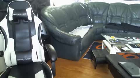 Tobias online show from May 16, 12:04 pm