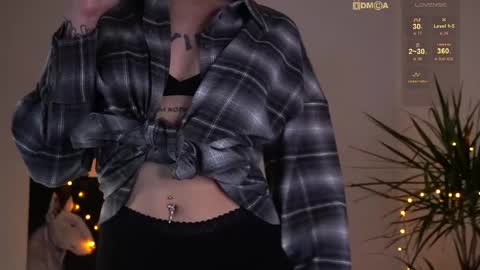 TOKKYYO online show from April 20, 6:22 pm