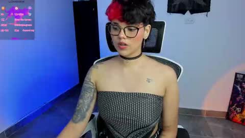 Snapshot of tokyo_uwu chatting on September 8, 10:53 pm sofi 3 online show from September 8, 10:53 pm