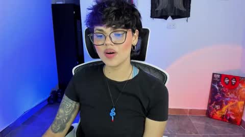 Snapshot of tokyo_uwu chatting on October 6, 8:21 am sofi 3 online show from October 6, 8:21 am