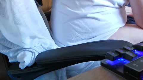 toloneo1 online show from April 10, 7:46 am