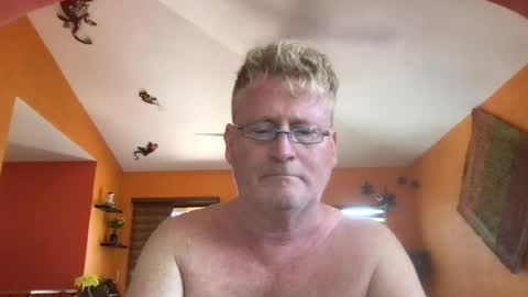 Hola online show from July 24, 6:49 pm