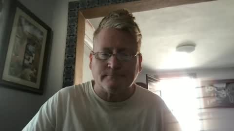 Hola online show from February 12, 6:19 pm