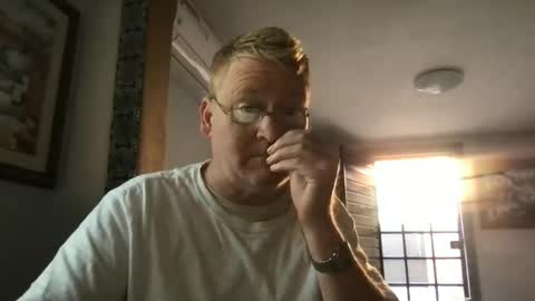 Hola online show from December 30, 3:45 pm