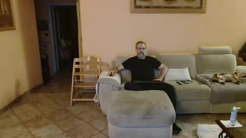 Tomas Milian online show from October 10, 10:58 pm