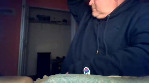 tomcat4848 online show from September 19, 1:10 am